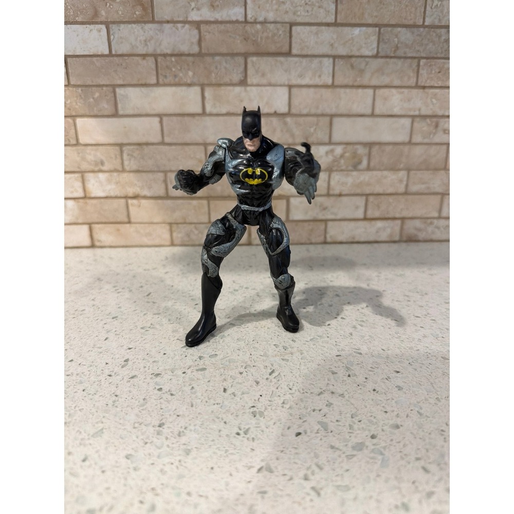 Kenner Total‎ Justice Batman Fractal Armor Figure 5in 1996 Loose